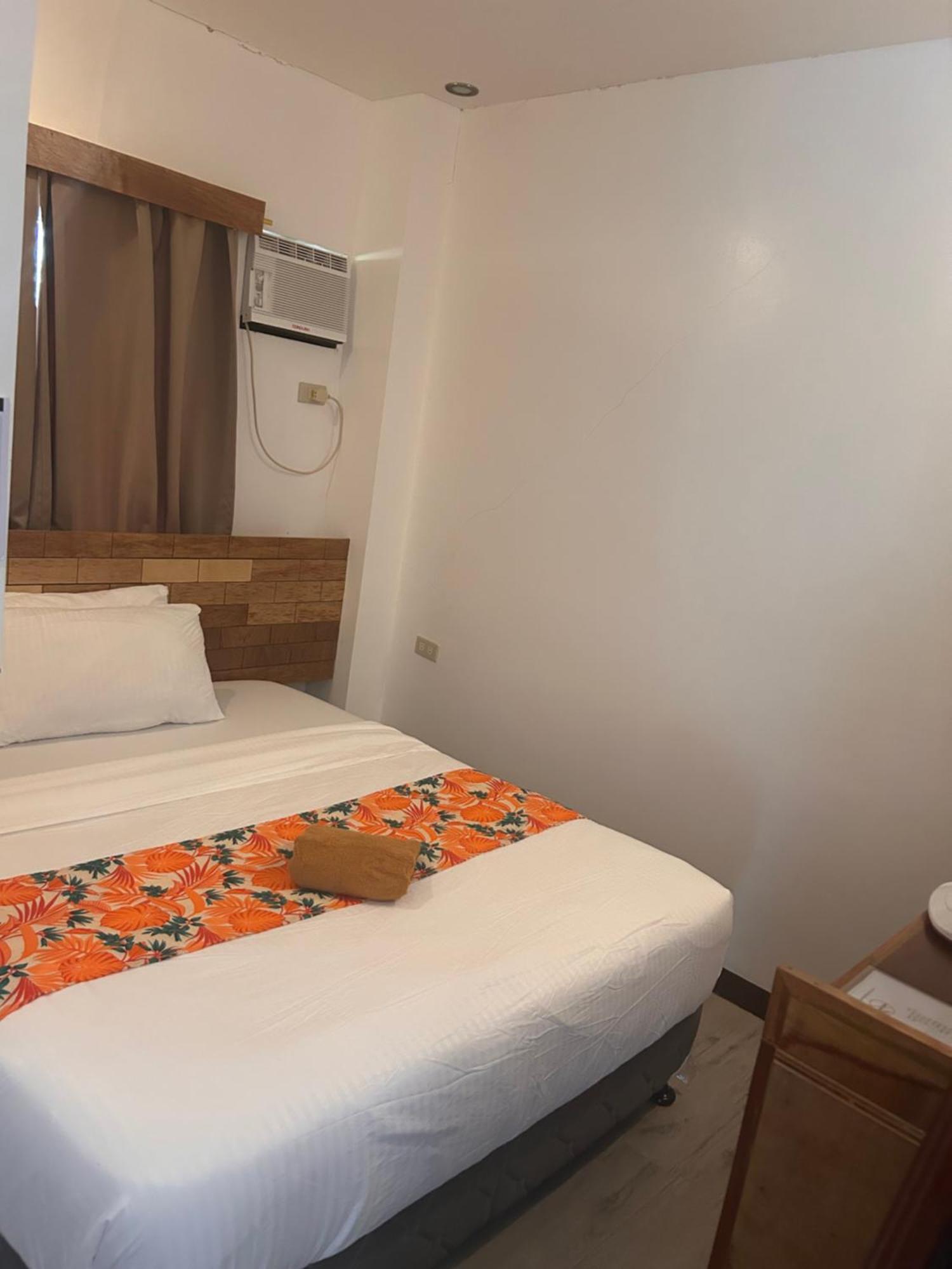 Puyo Suites Homestay General Luna  Exterior photo